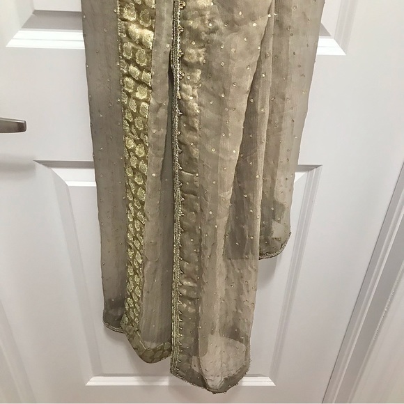 Formal Pakistani 3 Piece Maxi Dress/Churidar Pajama/Dupatta Green/Silver/Gold - Picture 13 of 16